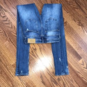Zara Jeans - Zara Trafaluc Ripped Jeans Zara Jeans - Zara Trafaluc Ripped Jeans